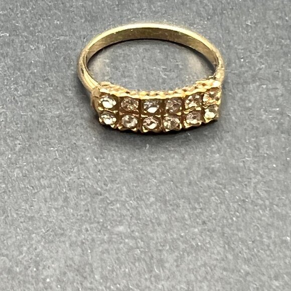 Womens Fashion Band Ring Gold Tone Two Row Clear Crystal Size 8 3/4 - Picture 2 of 8